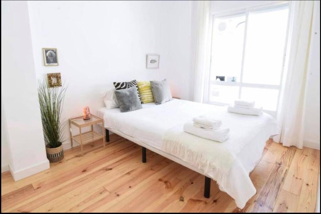 Beautiful Apartment Malaga Center Luaran gambar